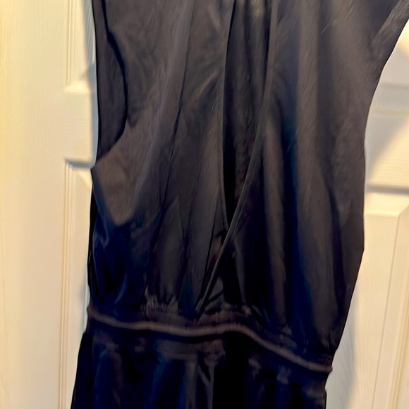 Black Sleeveless Jumpsuit Key Hole Back Pockets, Drawstring, Jogger Legs NWT - Picture 4 of 8